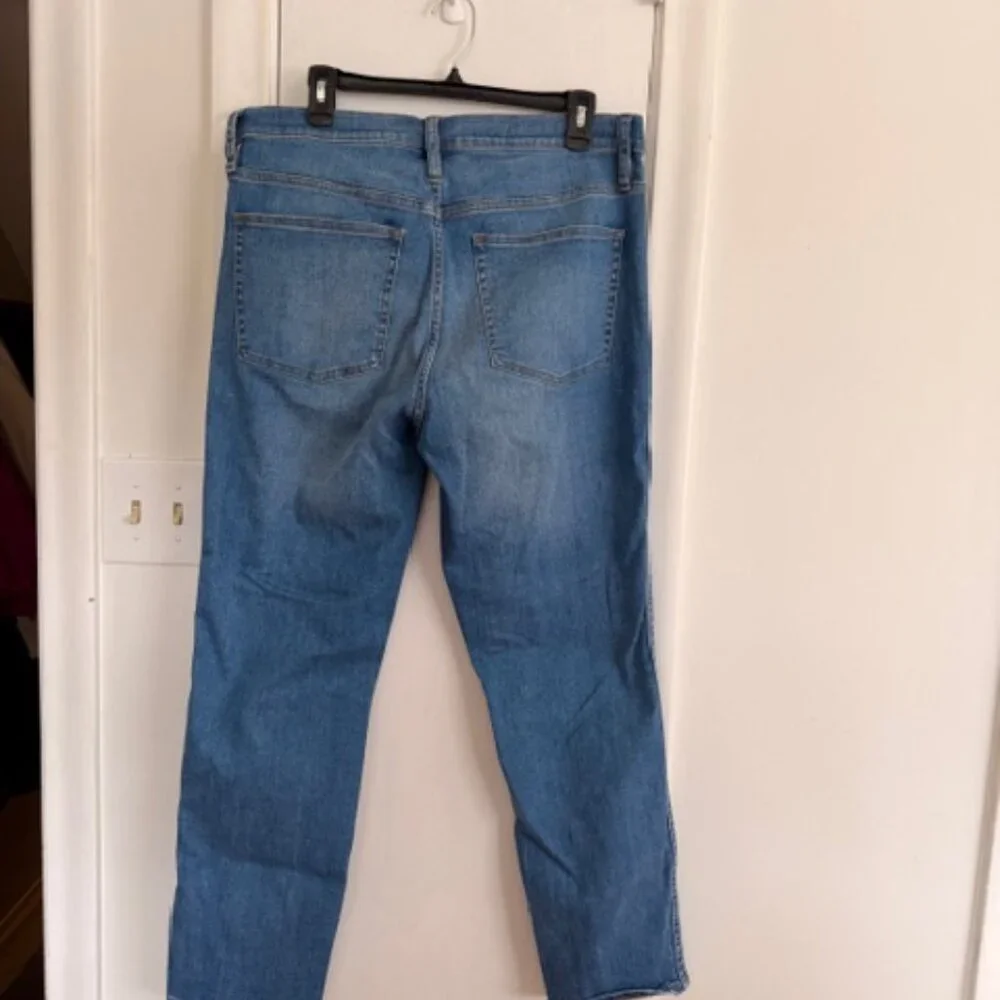 GAP Vintage Slim Straight Jeans – Size 32 Tall – Classic Blue Denim - Picture 8 of 8